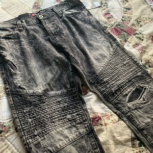 “Black Sand” jeans from South Pole
